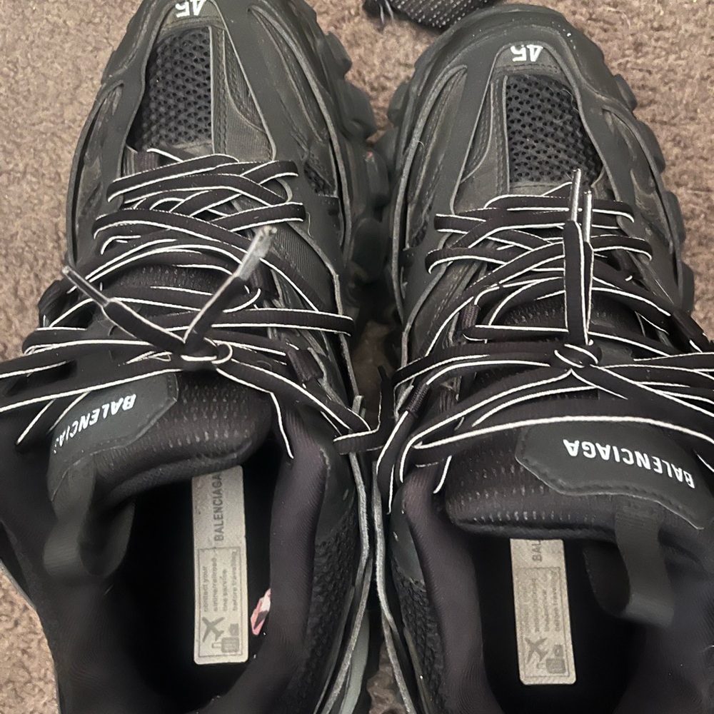 Balenciaga Men's Black and Gray Sneakers